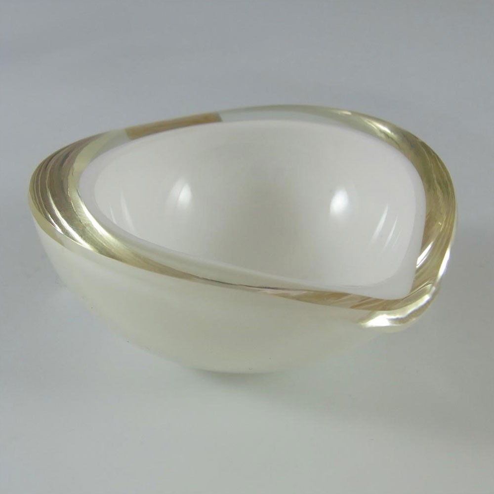 (image for) Nuutajarvi Notsjo Kaj Franck White Glass Bowl - Signed - Click Image to Close
