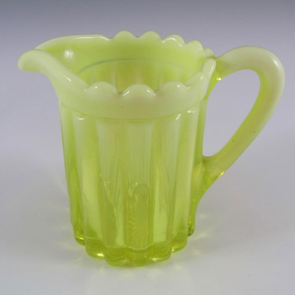Davidson Primrose Pearline Glass 'Helen Louise' Jug & Bowl - Click Image to Close
