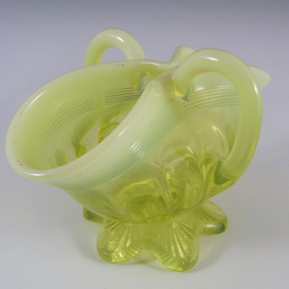 (image for) Davidson Primrose Pearline Glass 'Lady Caroline' Bowl - Click Image to Close