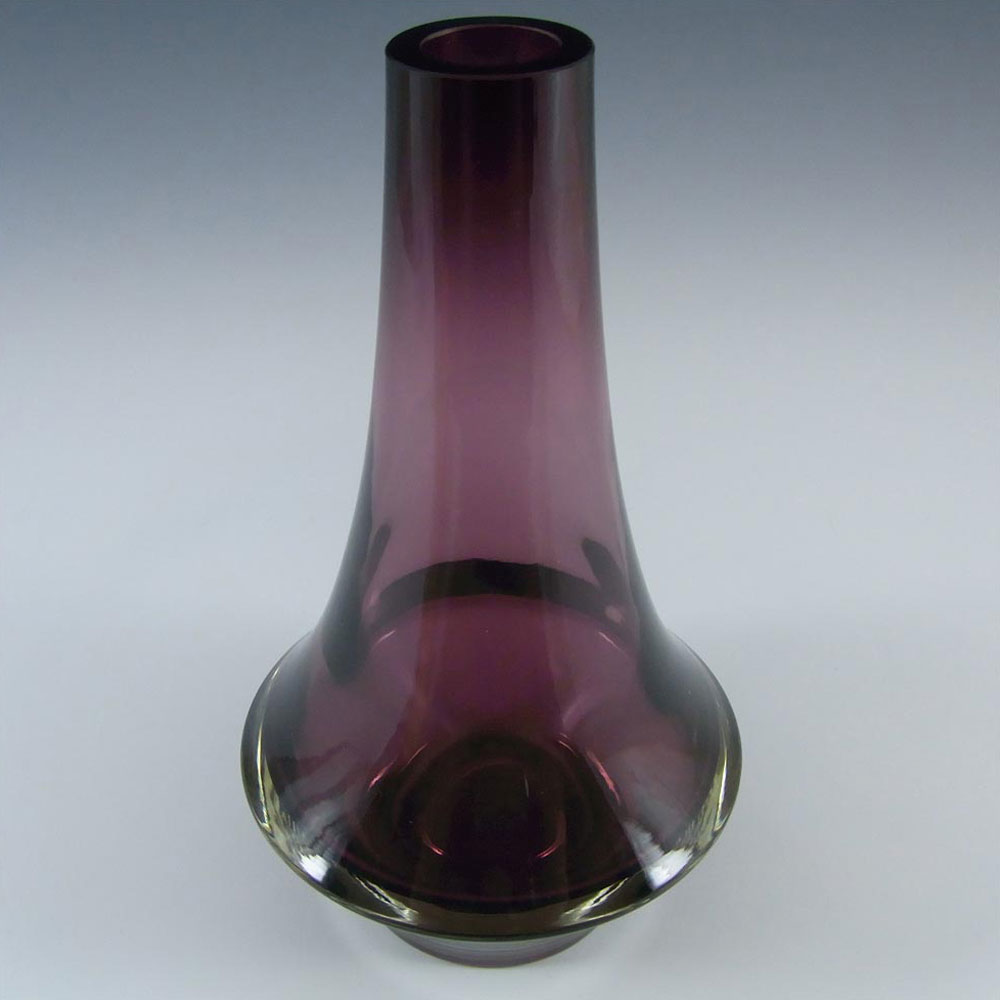 Riihimaki #1379 Riihimaen Purple Glass 8" Vase - Marked - Click Image to Close