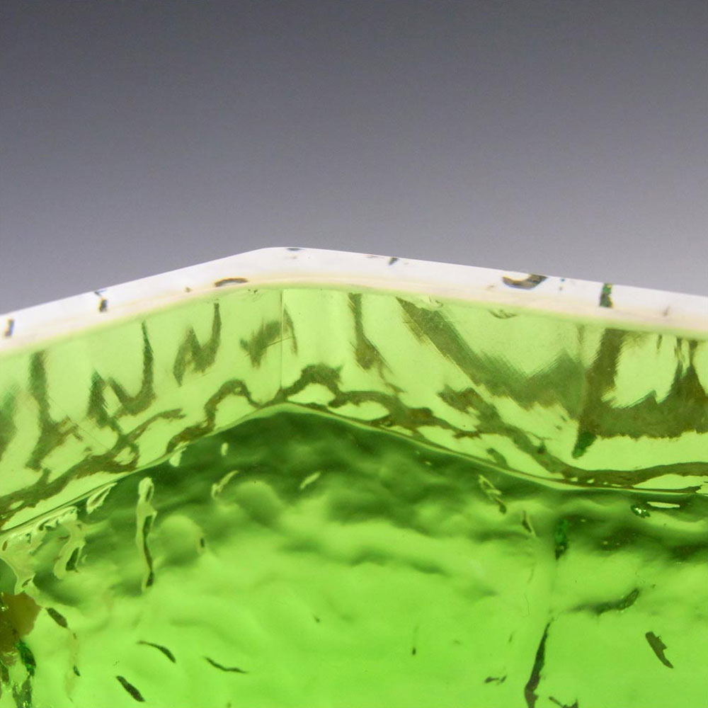 (image for) Mandruzzato Murano / Sommerso Textured Green Glass Bowl - Click Image to Close