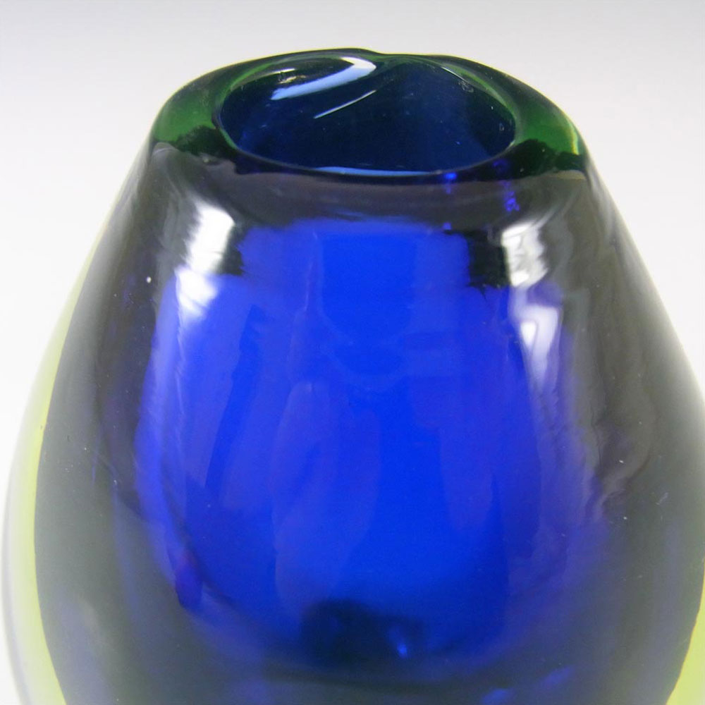 Murano/Venetian Blue & Uranium Green Sommerso Glass Vase - Click Image to Close