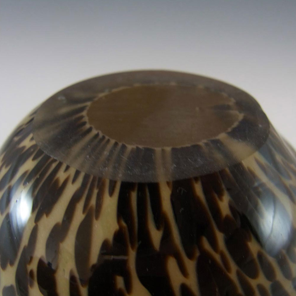 Wedgwood Speckled Brown Glass Large Bird Paperweight RSW71 - Click Image to Close
