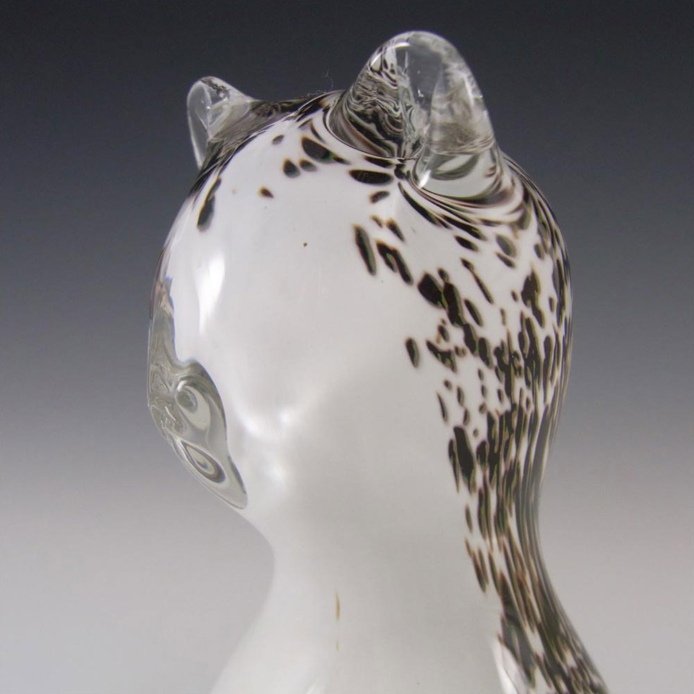 Wedgwood Brown + White Glass Cat RSW406 or SG440 - Click Image to Close