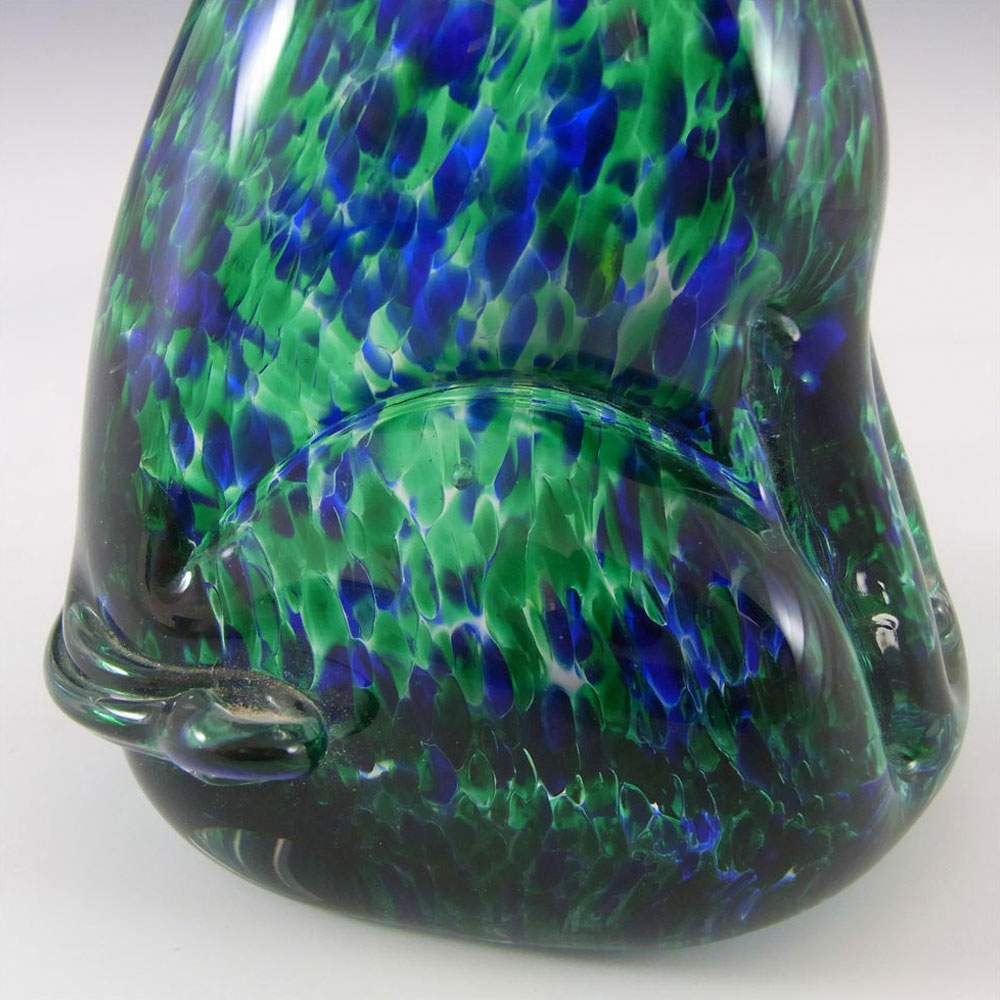(image for) Wedgwood Blue + Green Glass Seated Dog / Puppy Paperweight SG420 - Click Image to Close