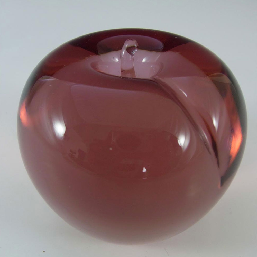 Wedgwood Lilac Glass Apple Paperweight RSW230 - Marked - Click Image to Close
