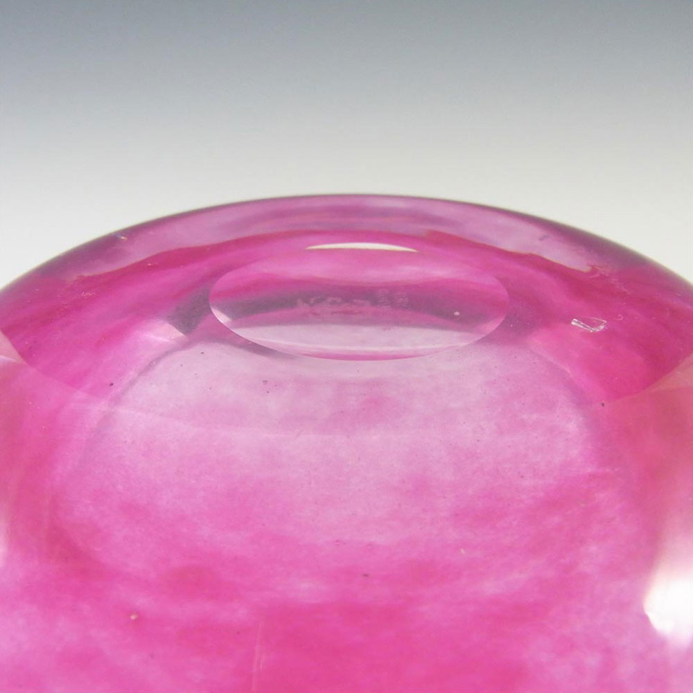 Wedgwood/Stennett-Willson Pink Glass Studio Vase - Marked - Click Image to Close