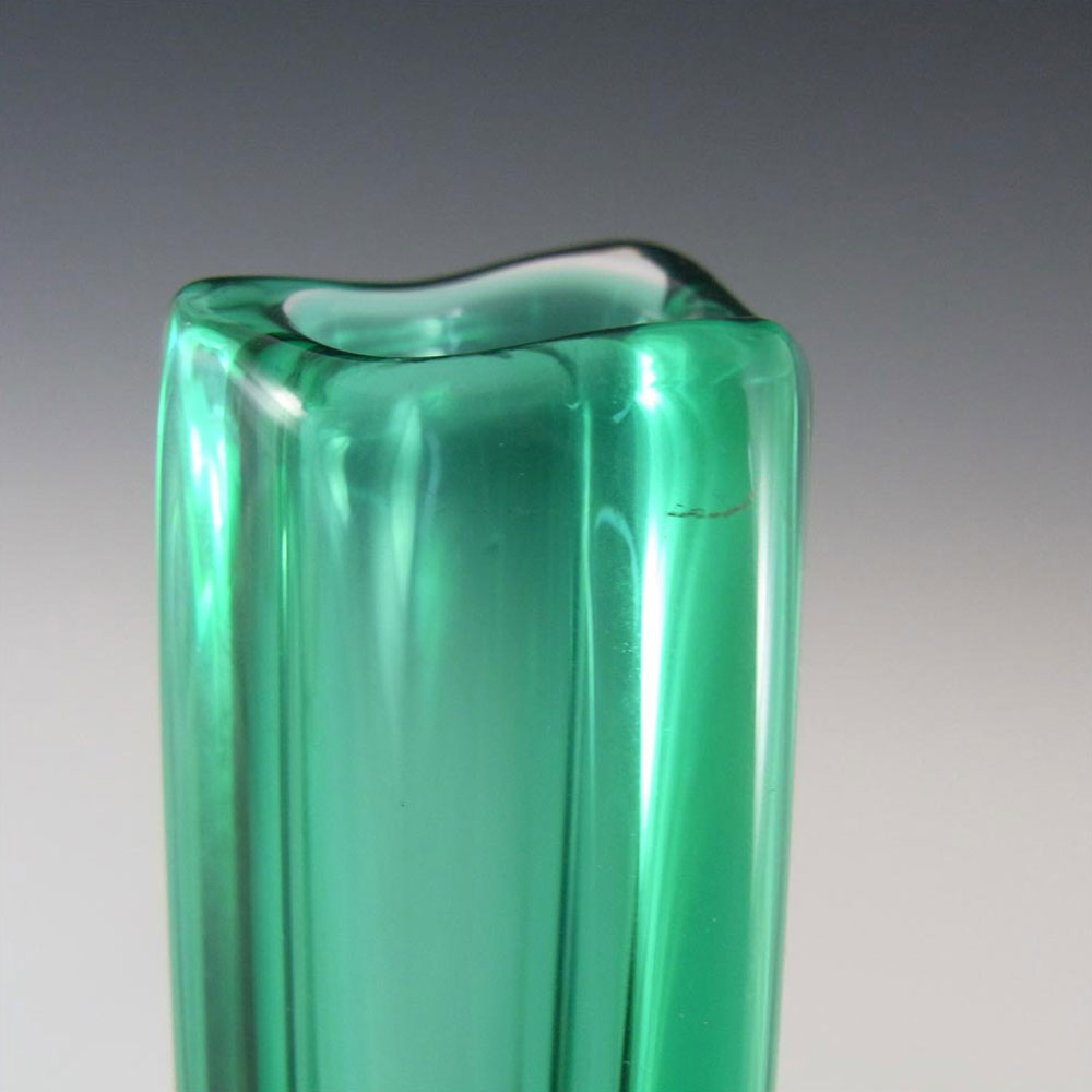 Whitefriars #9570 Baxter Cased Green Glass Three Sided Vase - Click Image to Close