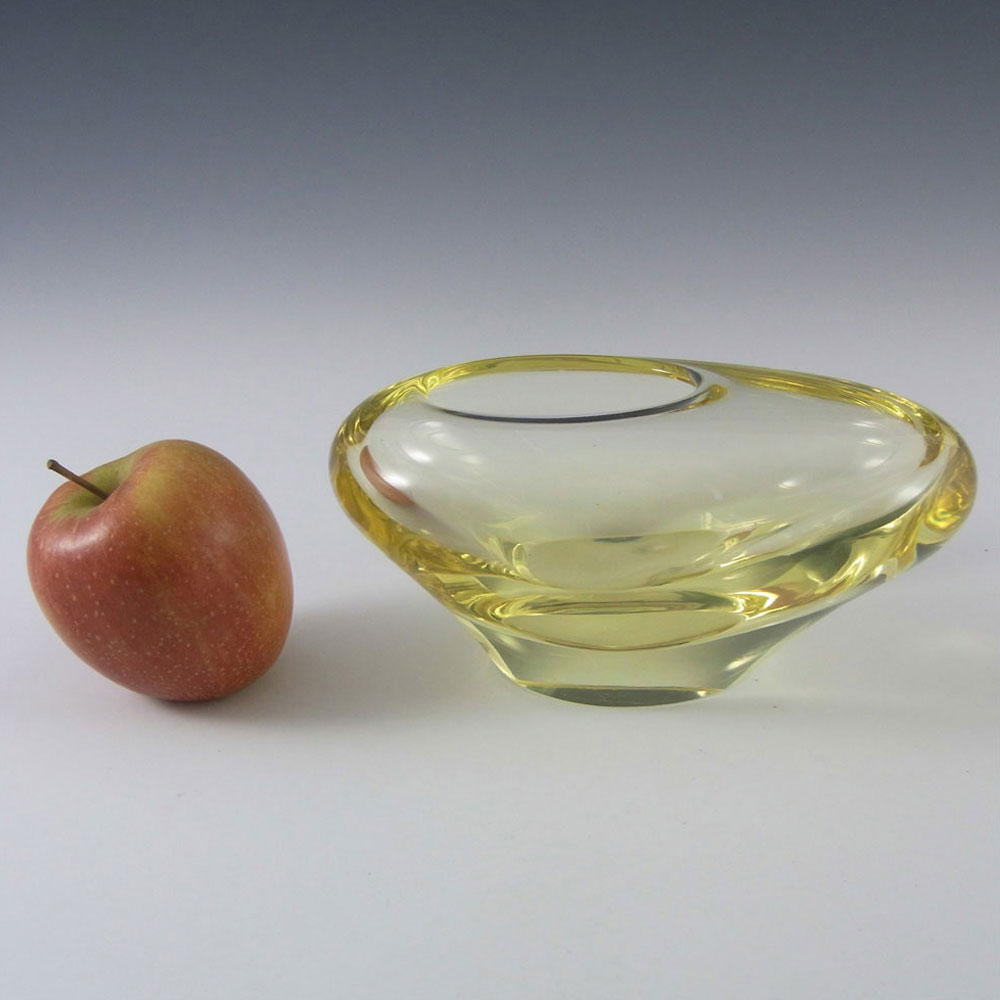 (image for) Zelezny Brod Sklo Citrine Yellow Czech Glass Vase - Click Image to Close