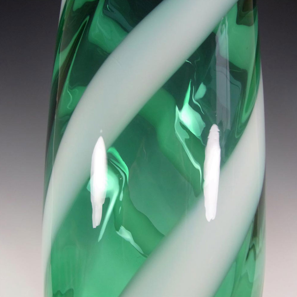 Cristalleria Artistica Toscana / Alrose Empoli Green & White Glass Vase - Click Image to Close