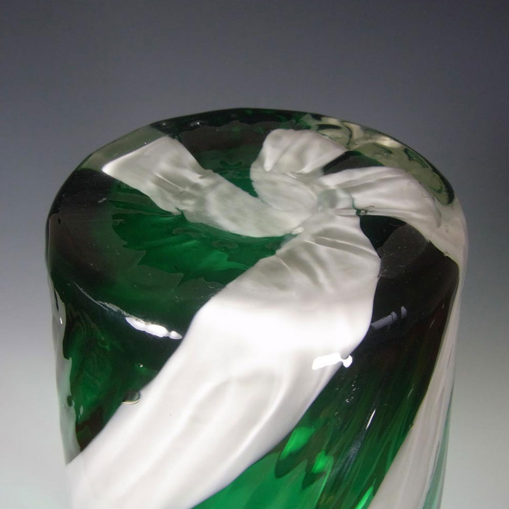 Cristalleria Artistica Toscana / Alrose Empoli Green & White Glass Vase - Click Image to Close