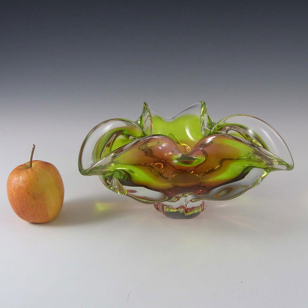 (image for) Chřibská #240/5/20 Czech Orange & Green Glass Bowl by Josef Hospodka - Click Image to Close