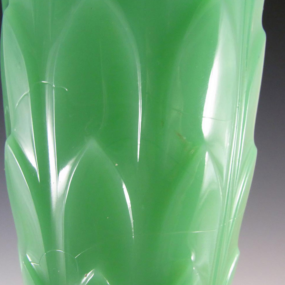 Art Deco 1930's Jade Green Pressed Glass Vase - Click Image to Close