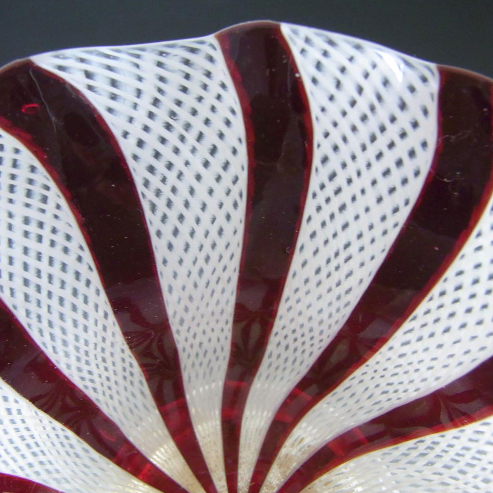 (image for) Murano Red & White Glass Zanfirico Filigree Bowl - Click Image to Close
