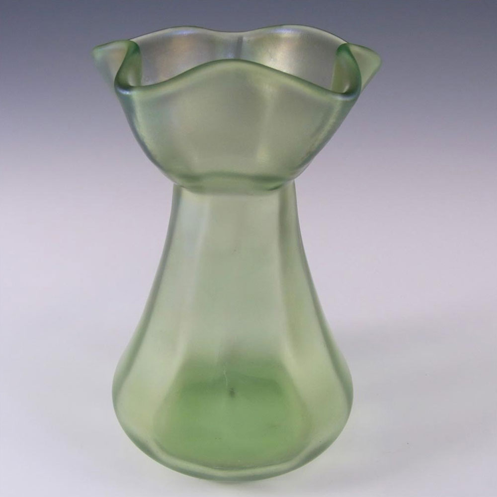 (image for) Loetz / Lötz Art Nouveau Green Glass Olympia Glatt Vase - Click Image to Close