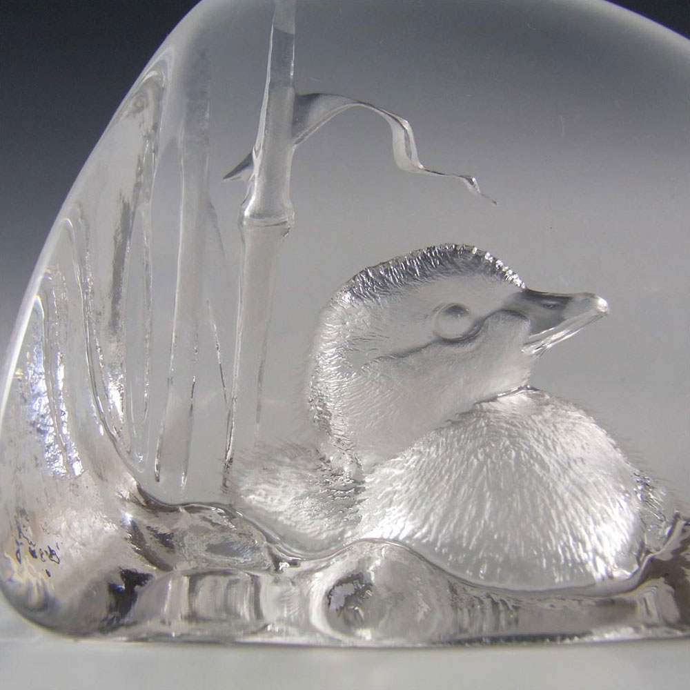 (image for) Mats Jonasson #3515 Glass Chick Paperweight - Signed - Click Image to Close