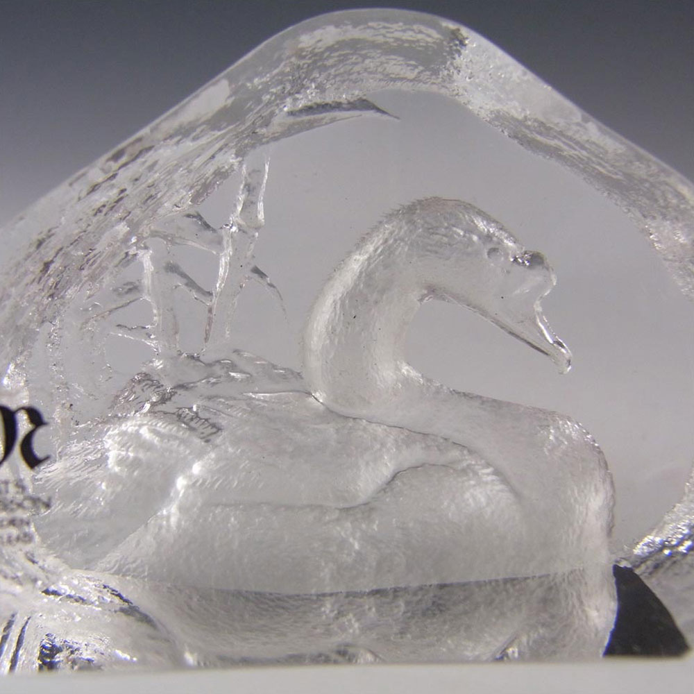 (image for) Mats Jonasson #88123 Glass Swan Paperweight - Signed - Click Image to Close