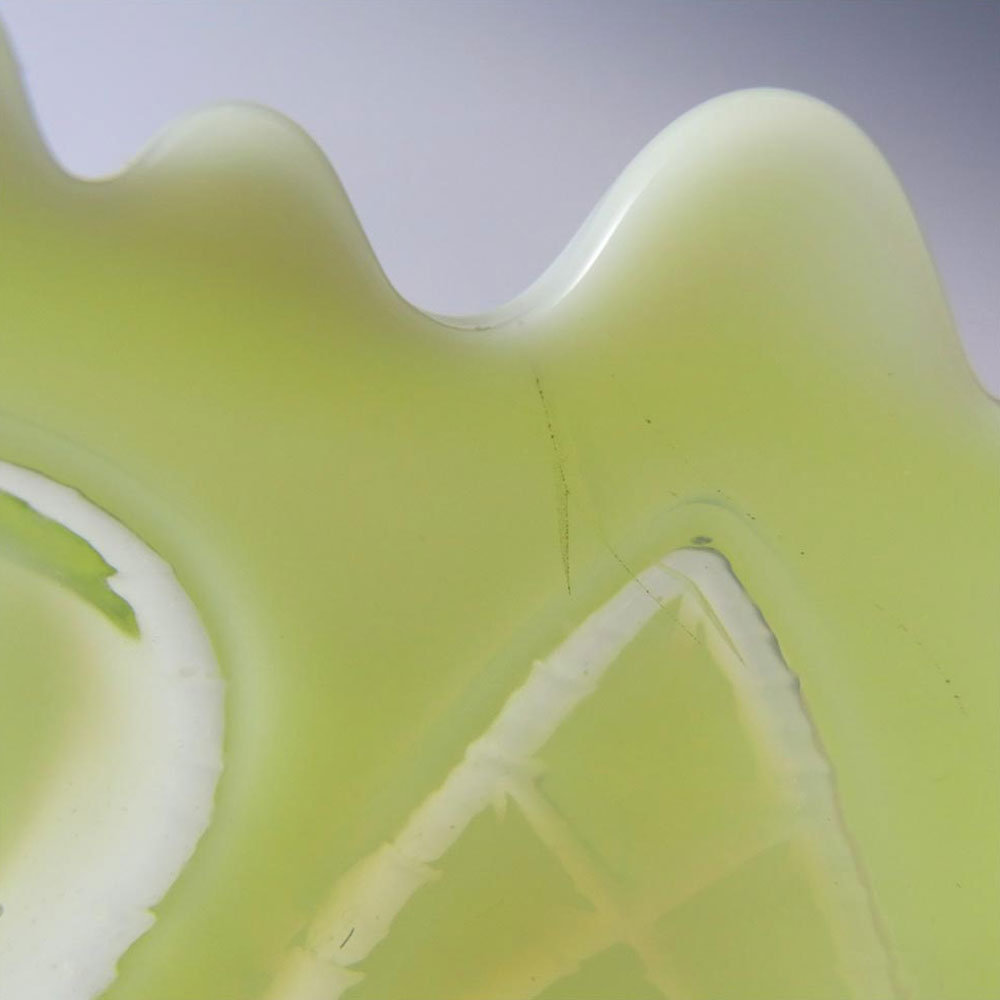 (image for) Davidson Primrose Pearline Glass 8" 'William & Mary' Bowl - Click Image to Close