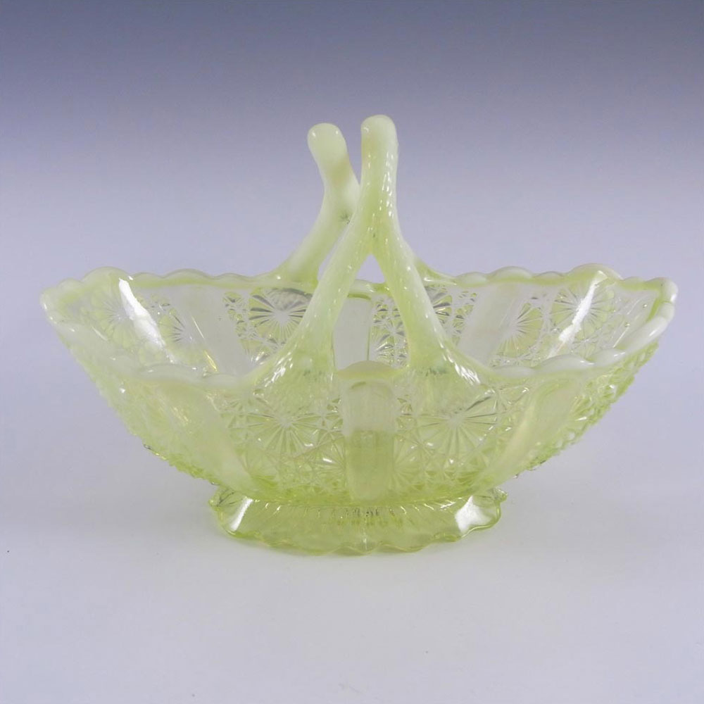 Davidson Primrose Pearline Glass Lady Chippendale Bowl - Click Image to Close
