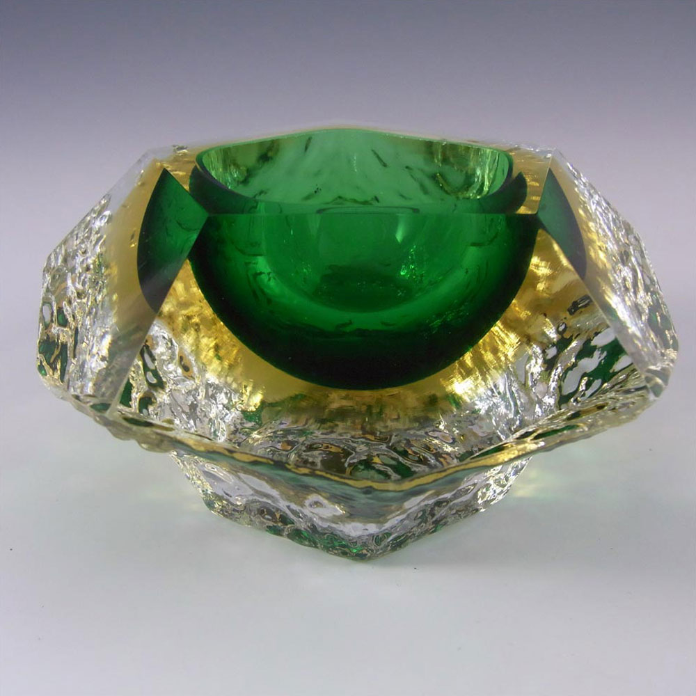 Mandruzzato Murano/Sommerso Textured Green Glass Bowl - Click Image to Close