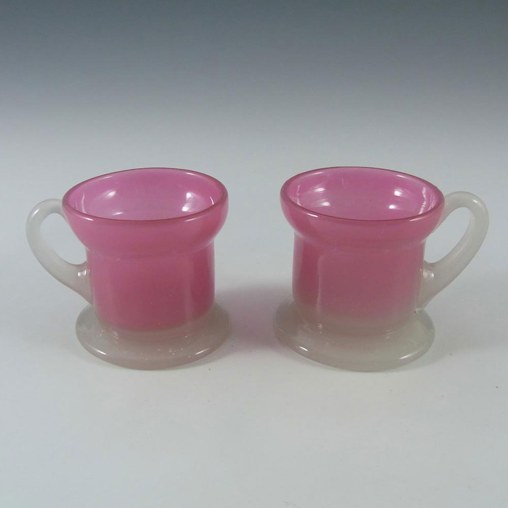 (image for) Pair of Stevens + Williams Stourbridge Alabaster Glass Cups - Click Image to Close