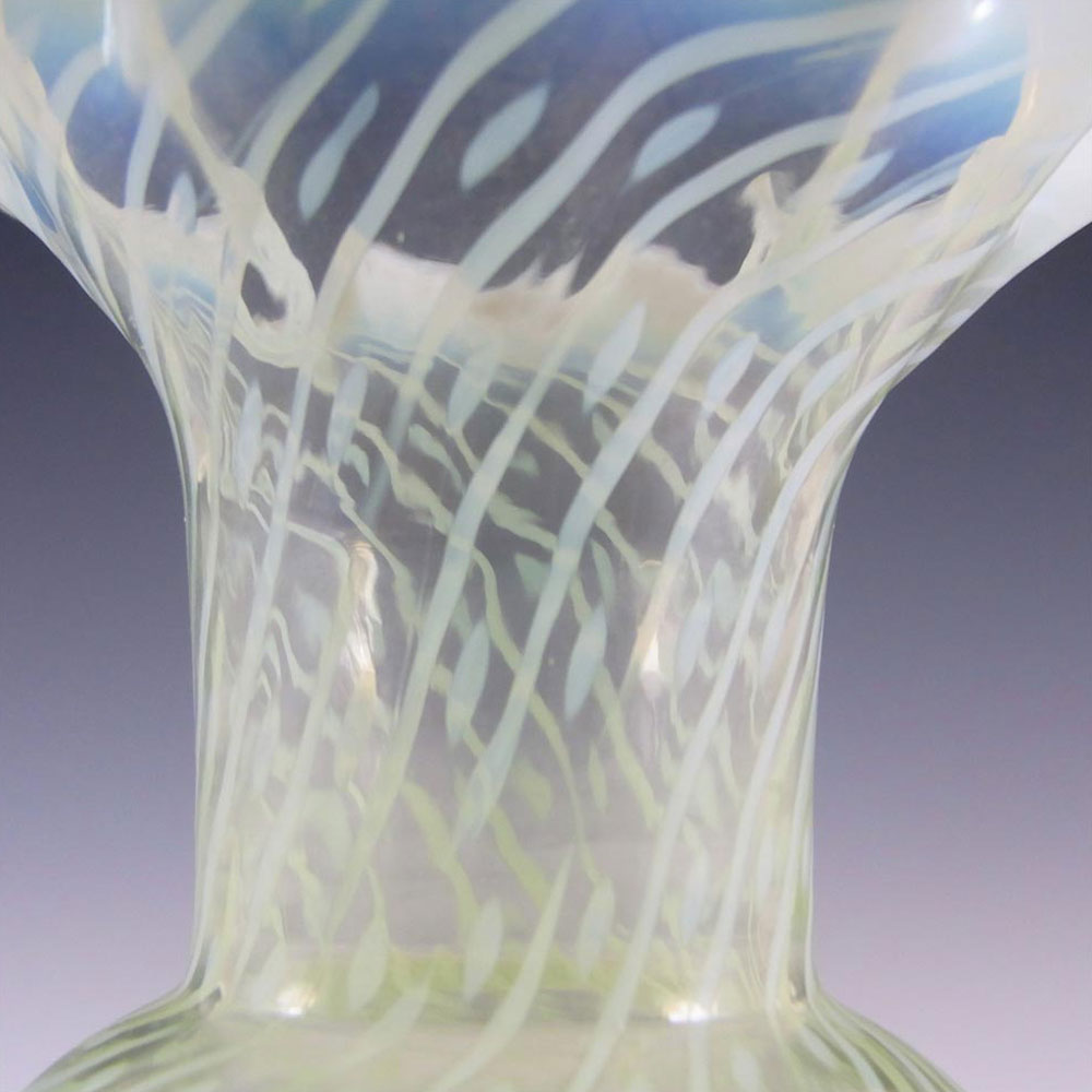 (image for) Victorian 1890's Vaseline/Uranium Opalescent Glass Vase - Click Image to Close
