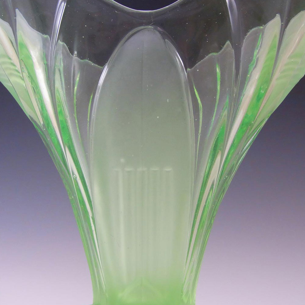 Walther & Söhne Large 9" Art Deco Uranium Glass 'Greta' Vase - Click Image to Close
