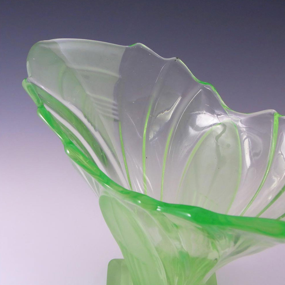 Walther & Söhne Large 9" Art Deco Uranium Glass 'Greta' Vase - Click Image to Close