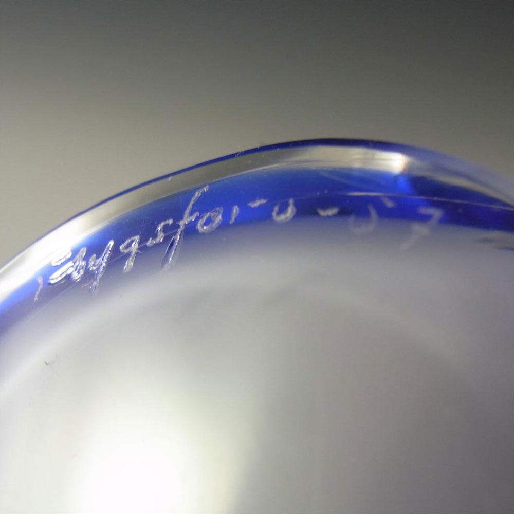 SIGNED Flygsfors Coquille Glass Bowl by Paul Kedelv '57 - Click Image to Close