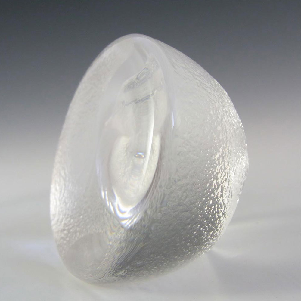 Mats Jonasson Swedish Glass Duck Paperweight - Marked - Click Image to Close