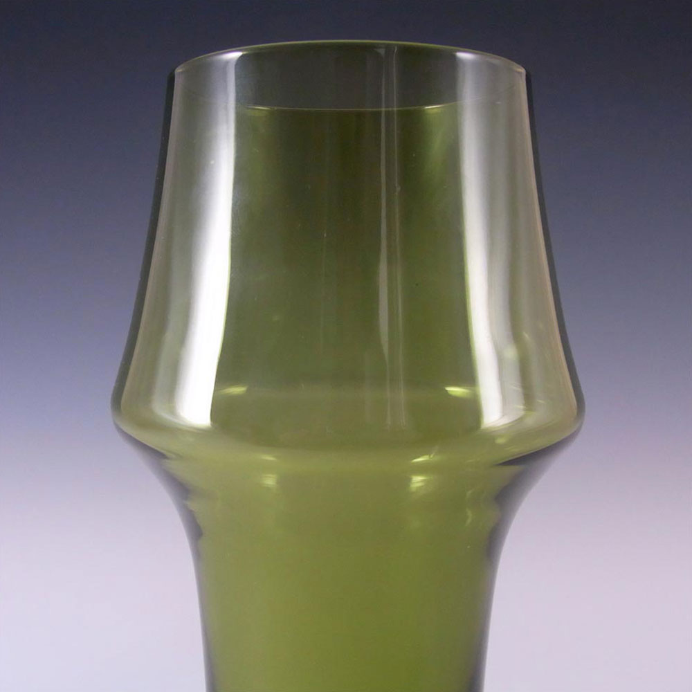 (image for) Riihimaki / Riihimaen Lasi Oy Finnish Green Glass Vase - Click Image to Close
