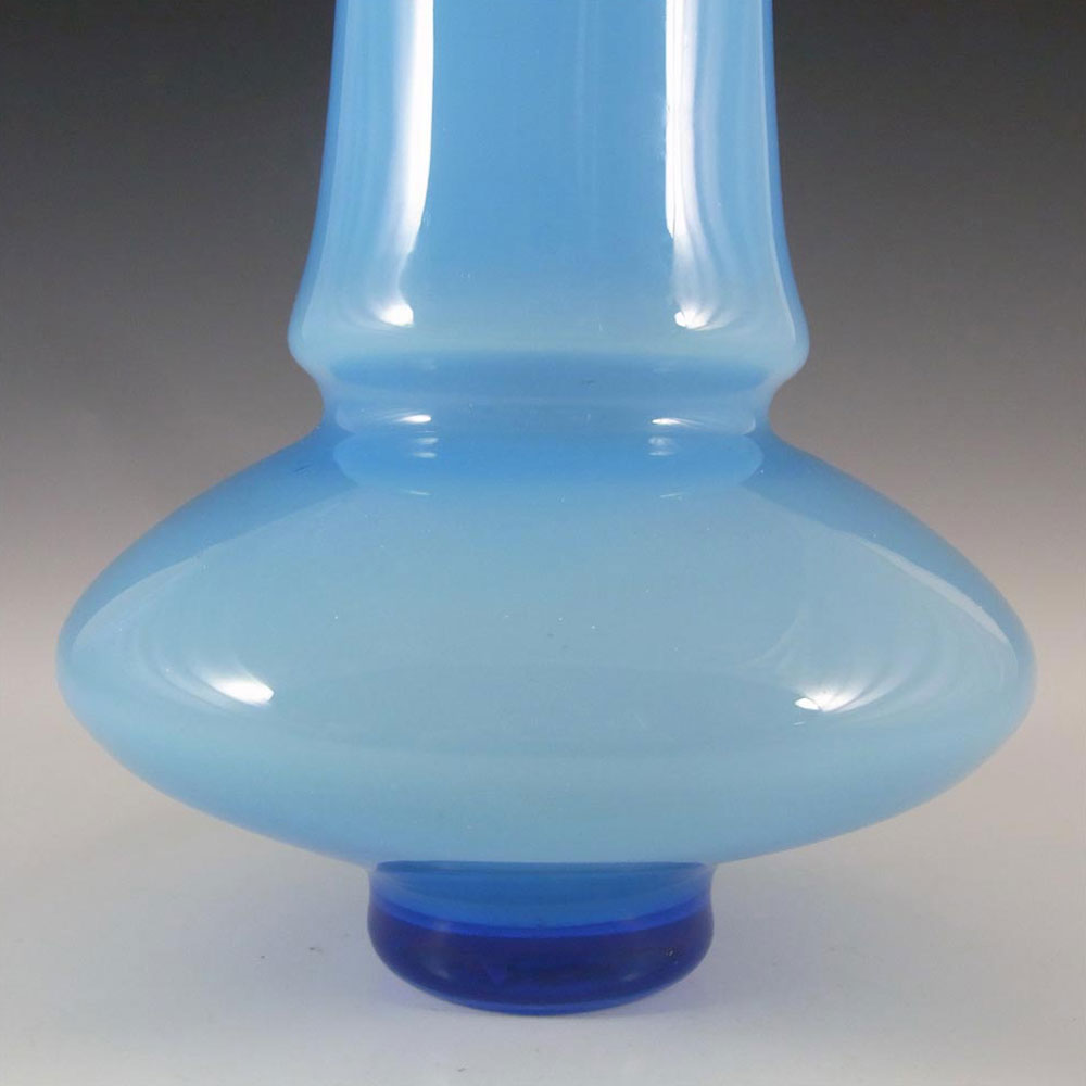 Scandinavian/Swedish Retro 1960s Blue Cased Glass Vase - Click Image to Close