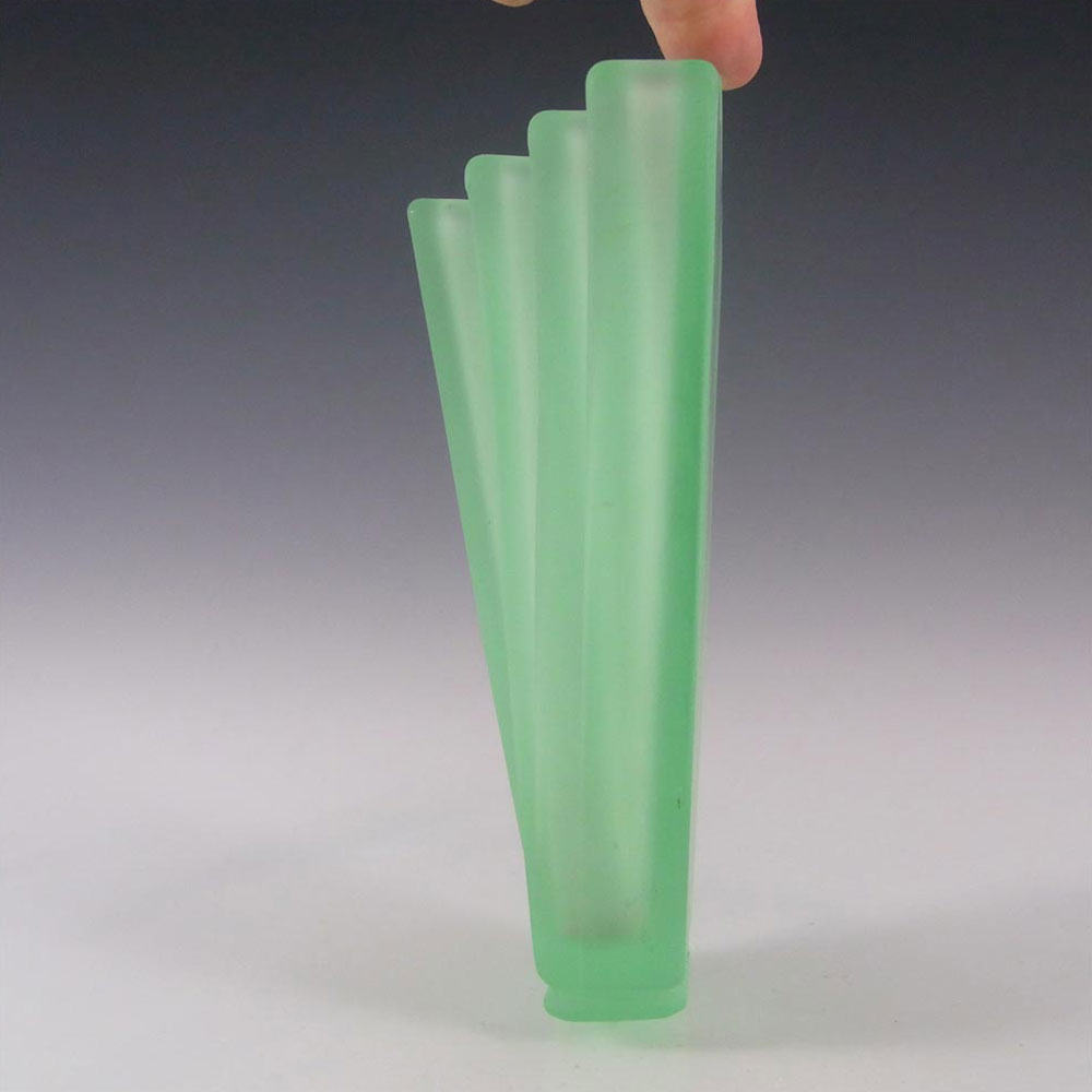 (image for) Bagley #334 Art Deco Uranium Green Glass 'Grantham' Wall Vase - Click Image to Close