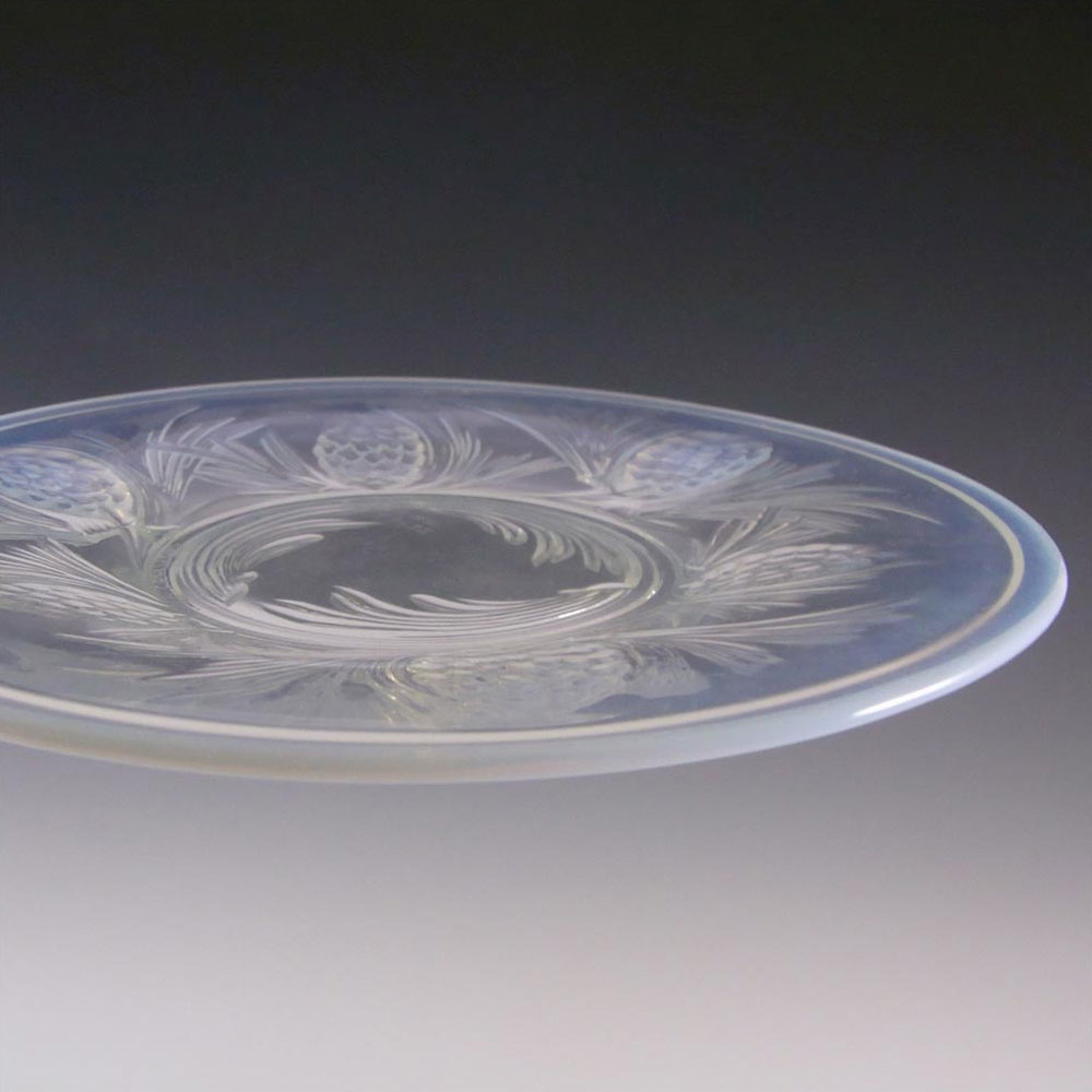 (image for) Jobling #5000 Art Deco Opaline/Opalescent Glass Fircone Plate - Click Image to Close