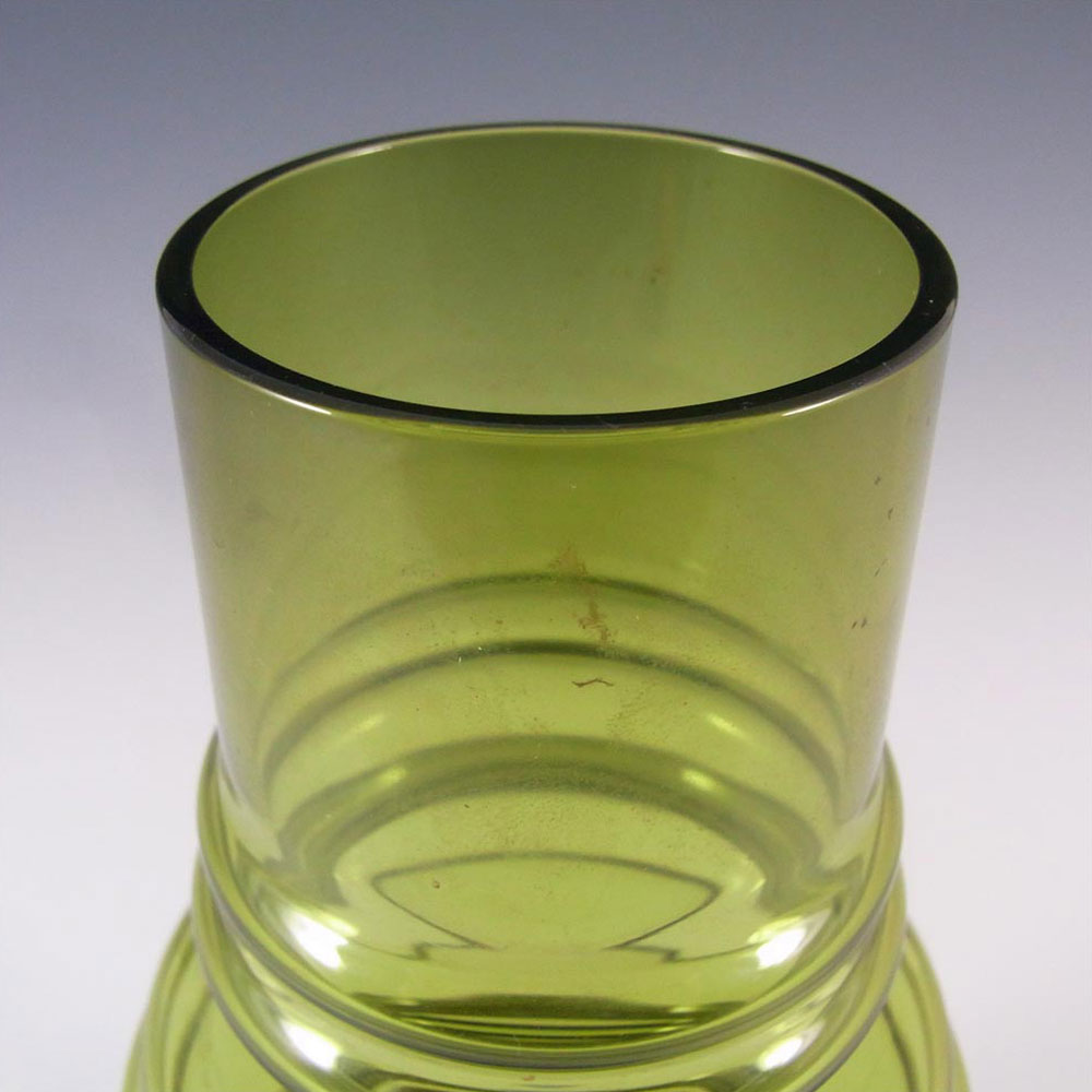 (image for) Riihimaki #1516 Riihimaen Green Glass 'Tulppaani' Vase - Click Image to Close