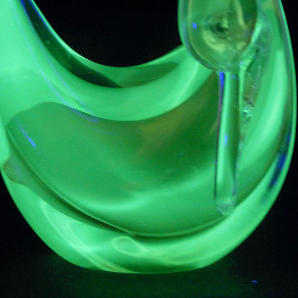 (image for) Murano / Sommerso Uranium Green & Pink Glass Swan Sculpture - Click Image to Close