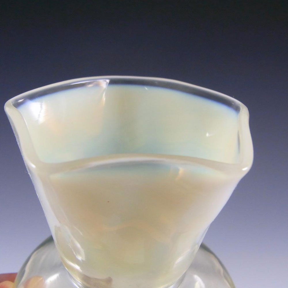 Thomas Webb Victorian Vaseline / Uranium Opalescent Glass Vase - Click Image to Close