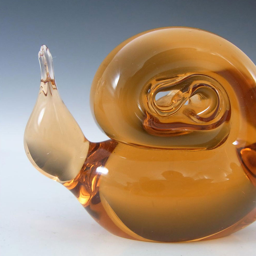 (image for) Wedgwood Topaz Glass Snail Paperweight L5011 - Marked - Click Image to Close