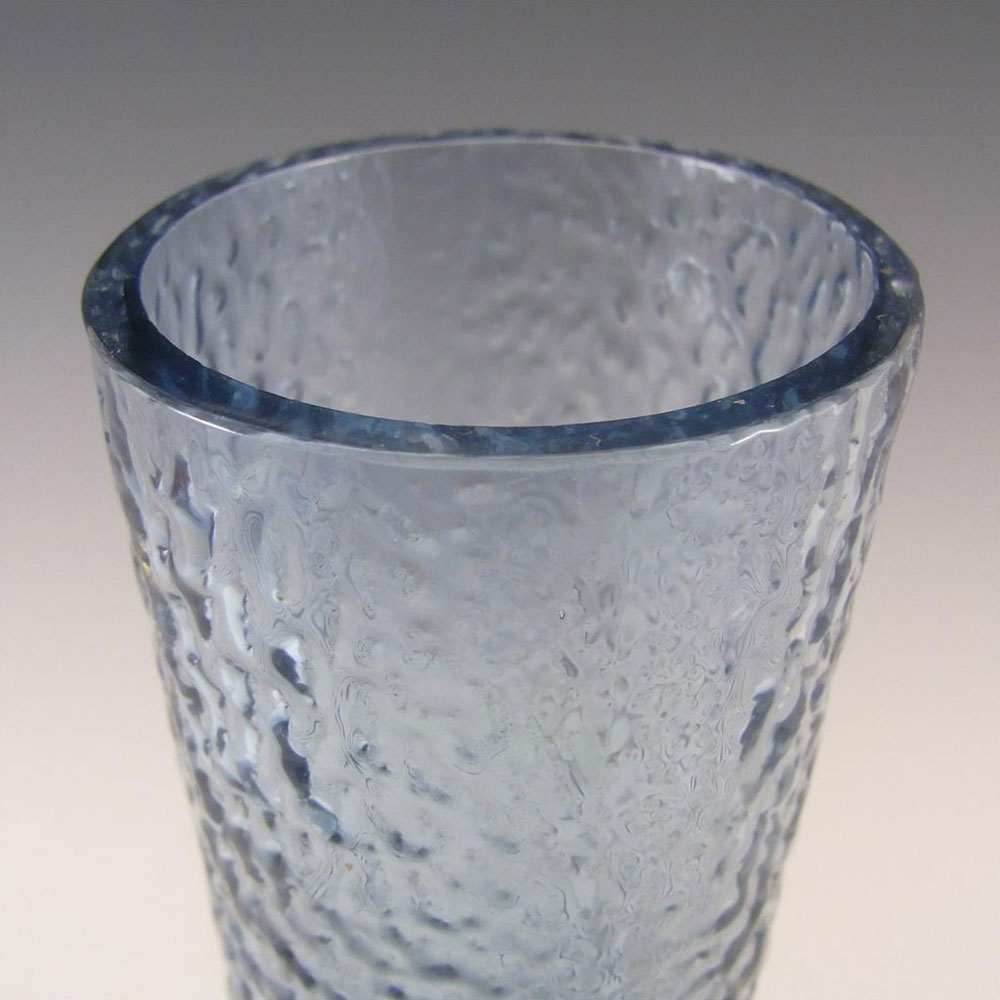 Wedgwood/Stennett-Willson Blue Glass Textured Vase - Click Image to Close
