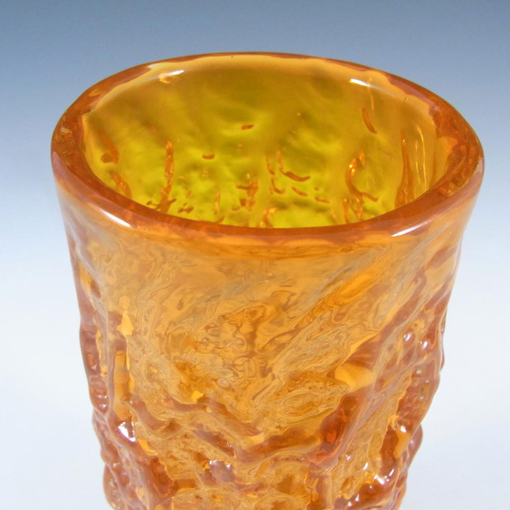 (image for) Whitefriars #9690 Baxter Tangerine Glass 7.5" Textured Bark Vase - Click Image to Close