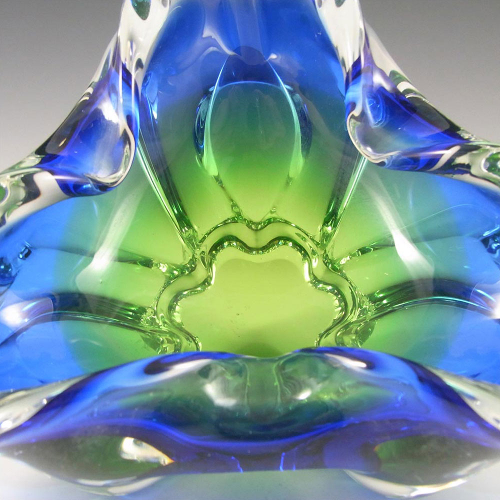Chřibská #240/5/20 Czech Blue & Green Glass Bowl by Josef Hospodka - Click Image to Close