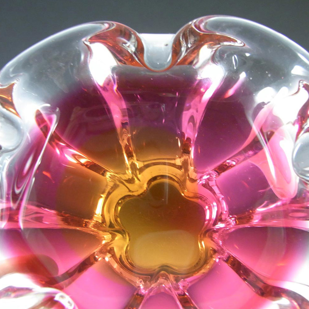 Chřibská #238/5/14 Czech Pink & Orange Glass Bowl by Josef Hospodka - Click Image to Close