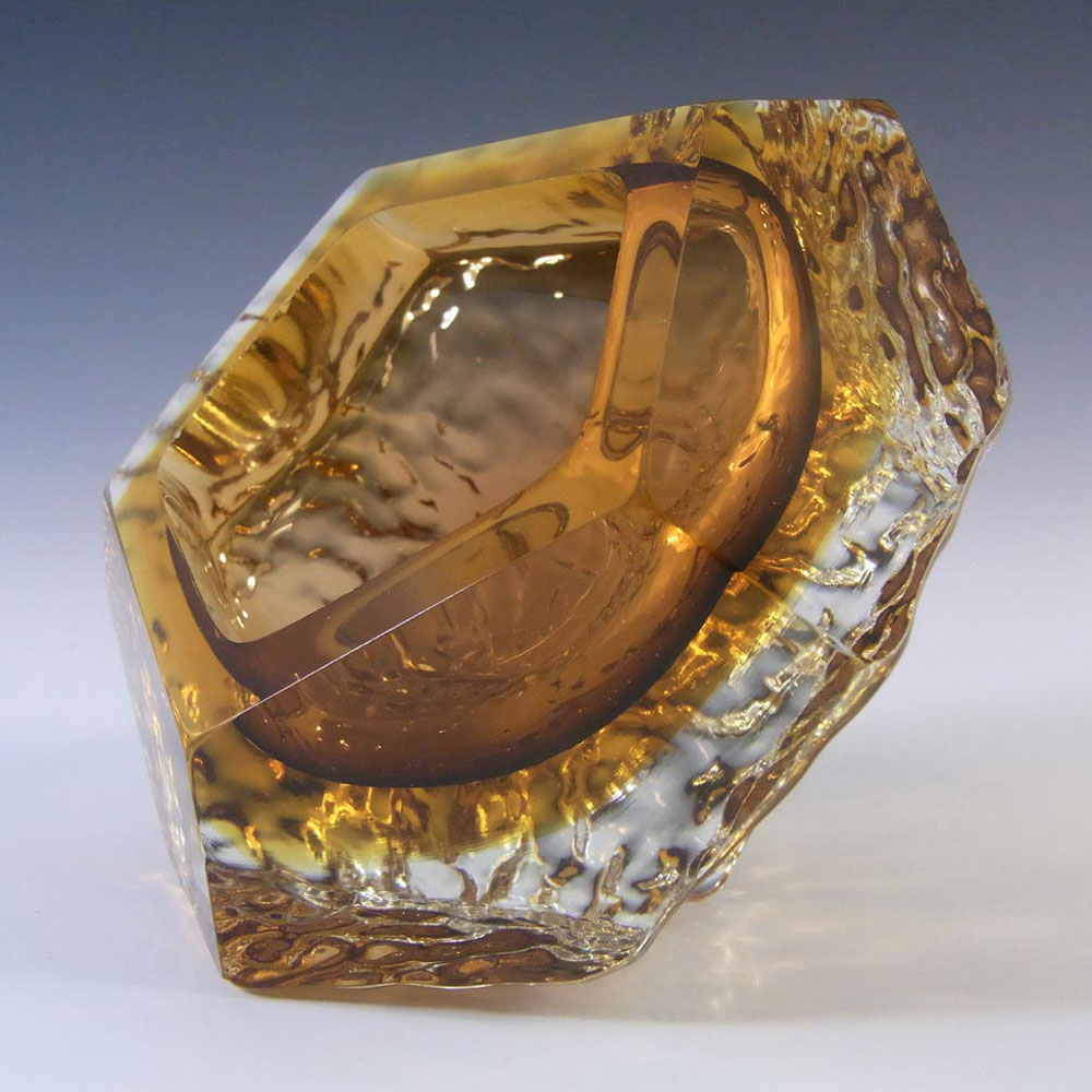 (image for) Mandruzzato Murano/Sommerso Textured Amber Glass Bowl - Click Image to Close