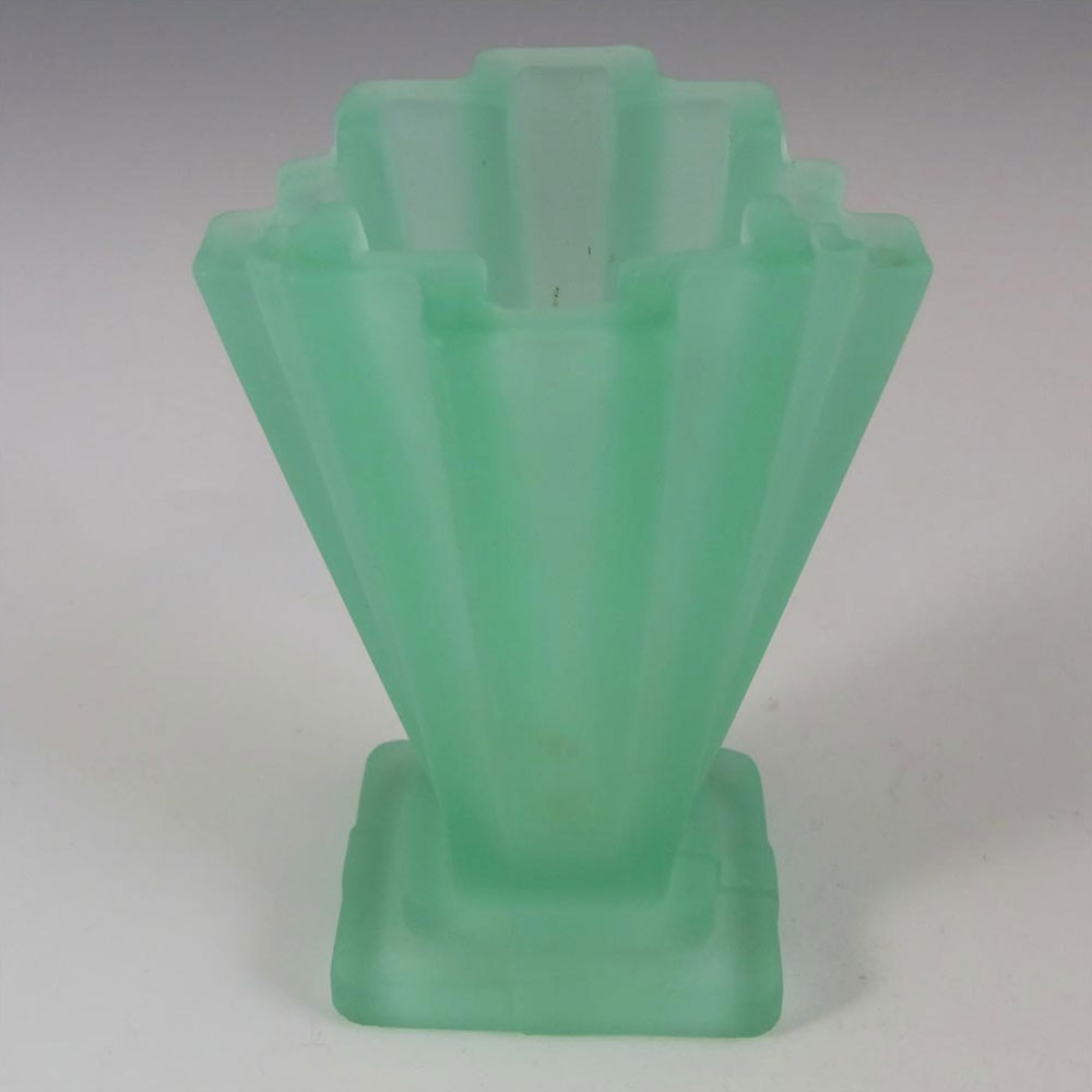 Bagley #334 Art Deco 4" Uranium Green Glass 'Grantham' Vase - Click Image to Close