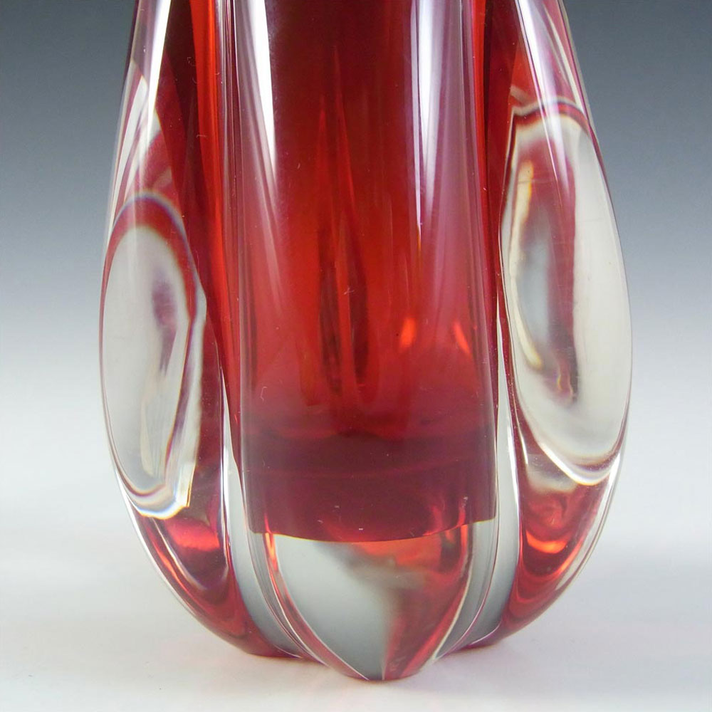 (image for) Whitefriars #9727 Baxter Ruby Red Glass Lobed Vase - Click Image to Close