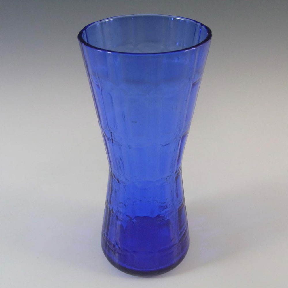 Alsterfors #AV422 Swedish / Scandinavian Blue Glass Vase - Click Image to Close