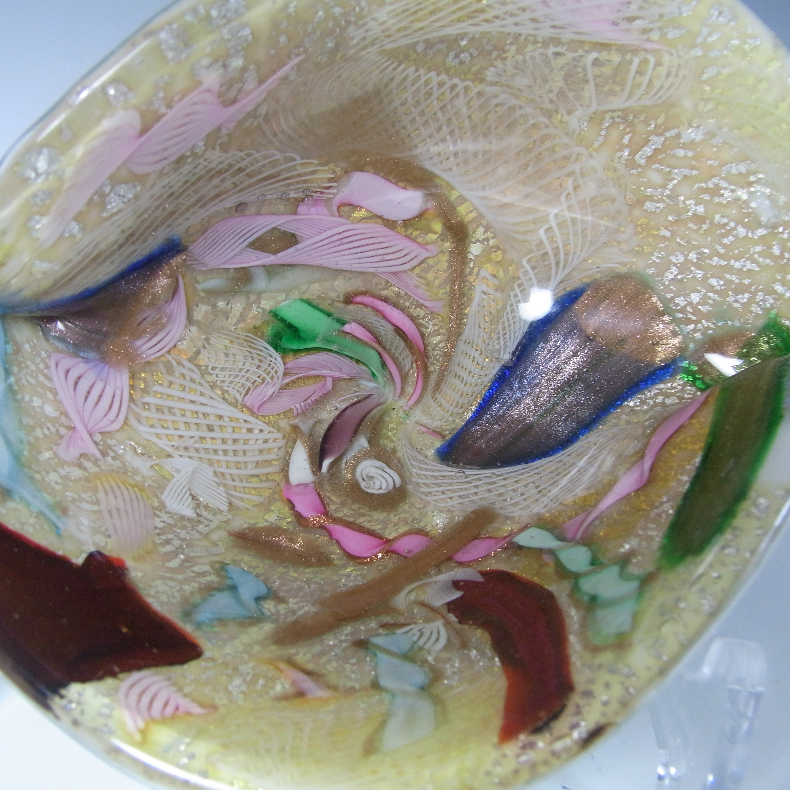 Murano Zanfirico + Aventurine Cream Tutti Frutti Glass Shell Bowl - Click Image to Close