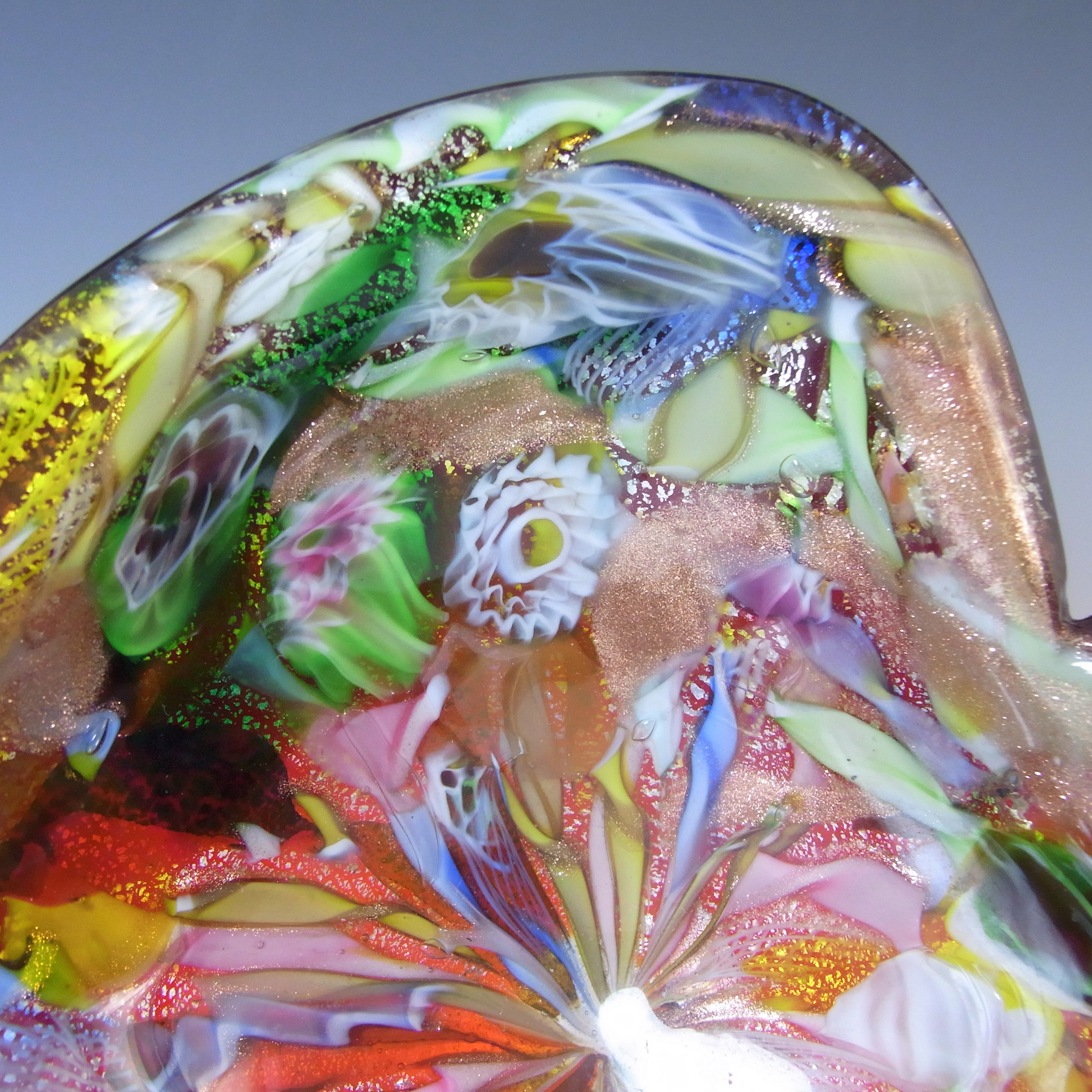 (image for) AVEM Murano Zanfirico Bizantino / Tutti Frutti Red Glass Leaf Bowl - Click Image to Close
