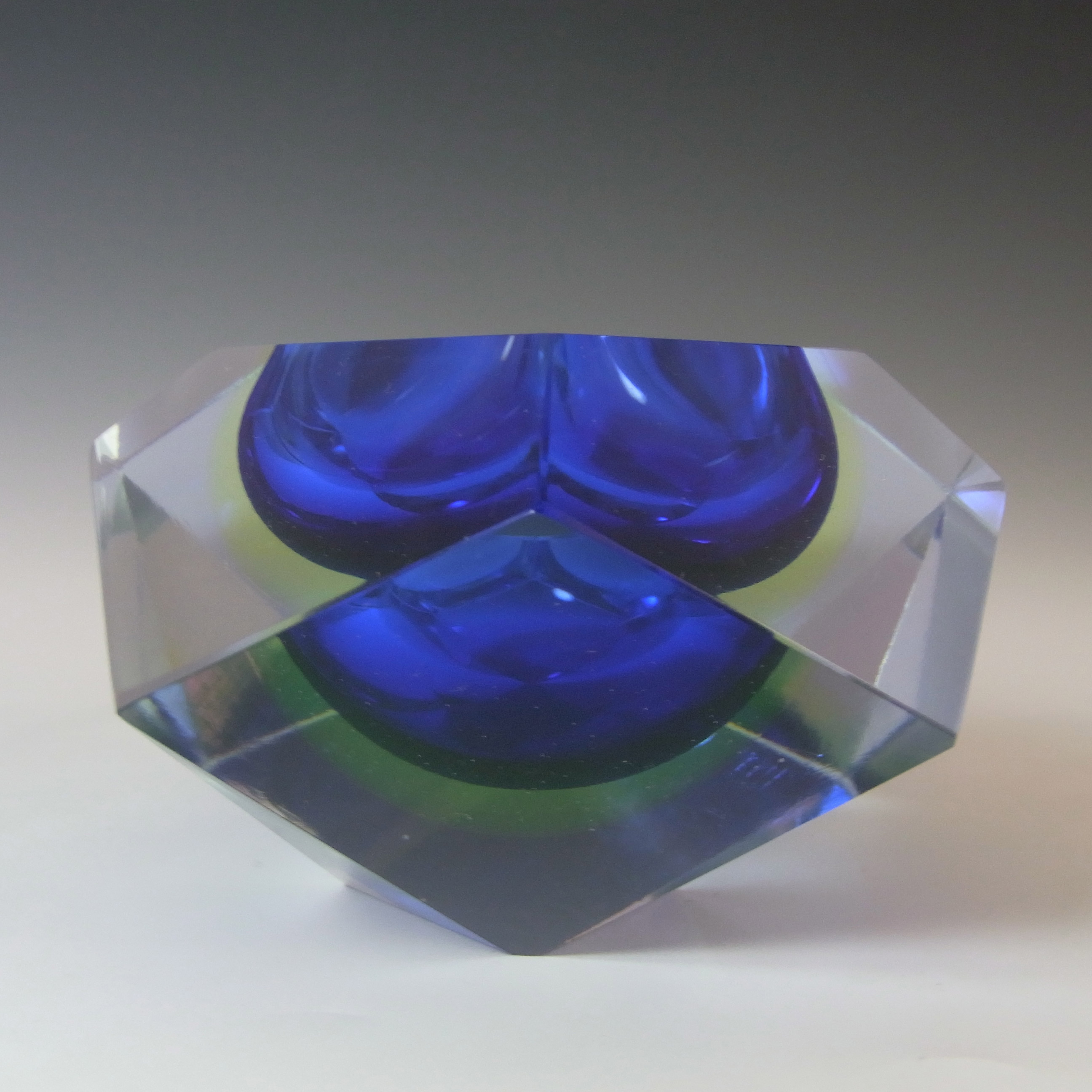 Murano Faceted Blue & Uranium Sommerso Glass Block Bowl - Click Image to Close