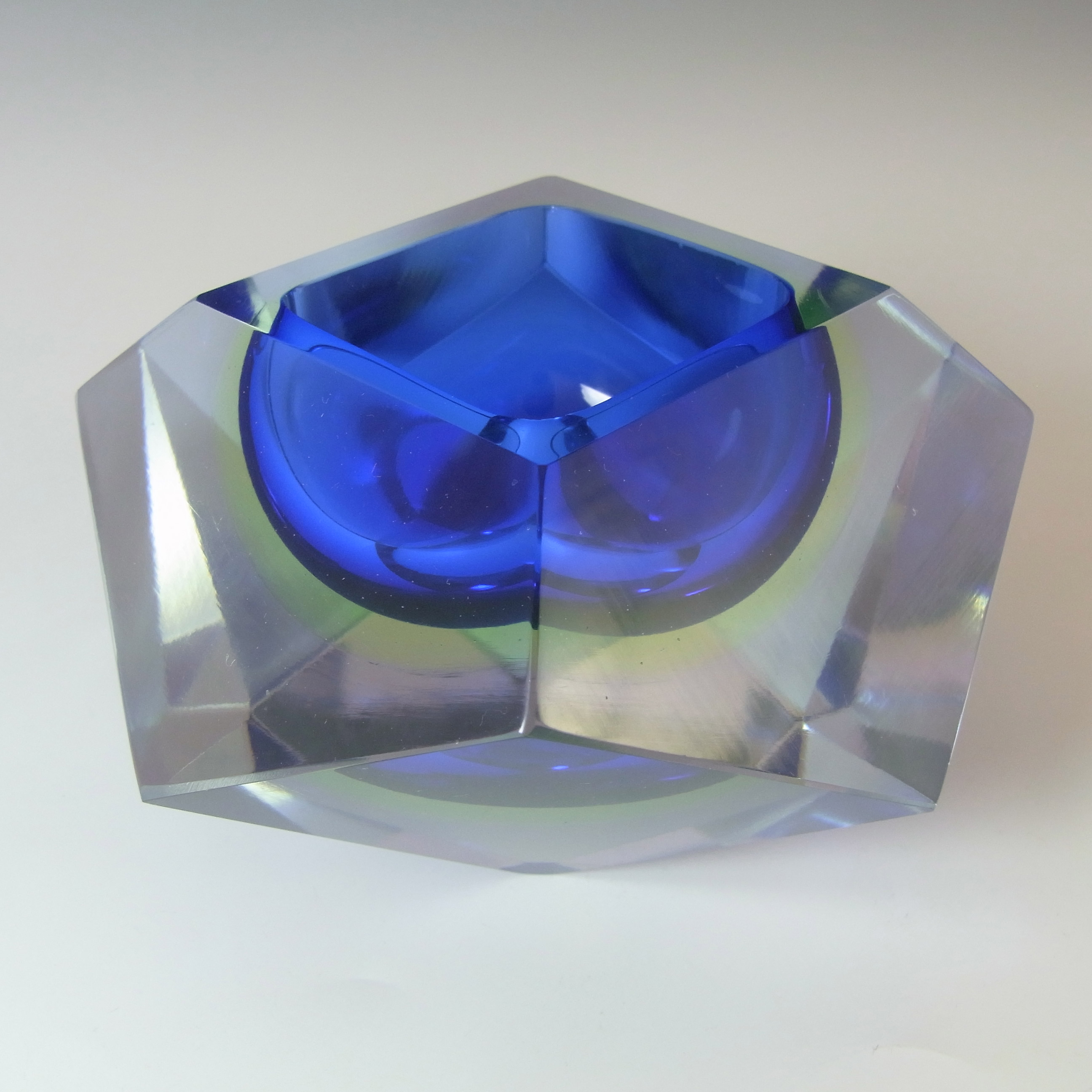 (image for) Murano Faceted Blue & Uranium Sommerso Glass Block Bowl - Click Image to Close